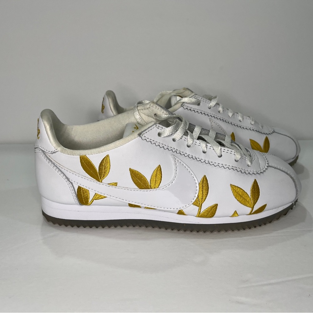 Nike Cortez Gold Leaf Womens Size 7